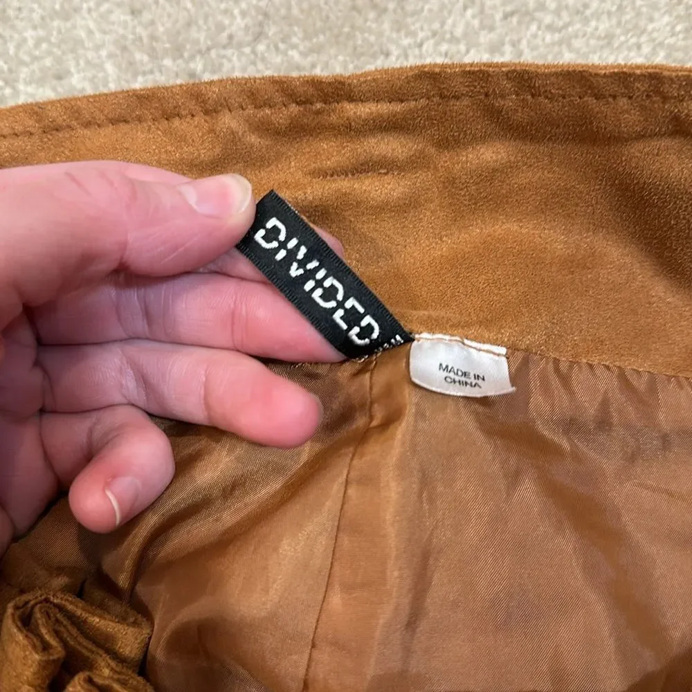 Divided Brown Waist Bow Pleated Textured Lined Shorts Women Size 6